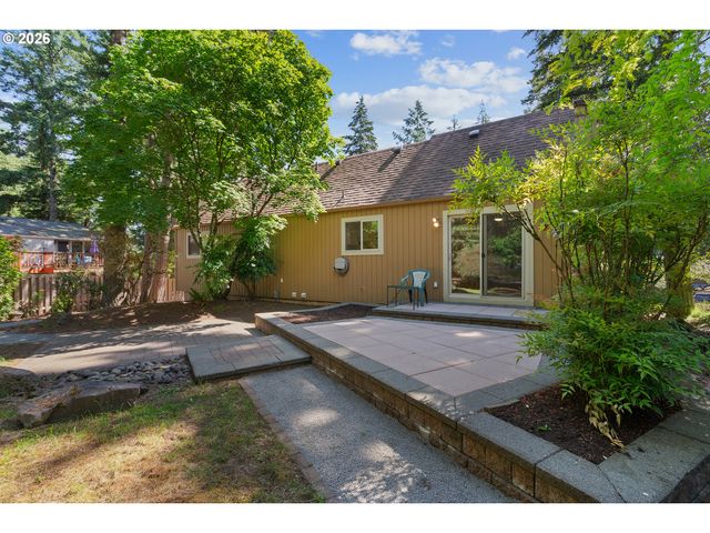 9851 Se KING Way, Happy Valley, OR 97086