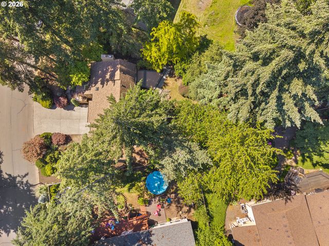 9851 Se KING Way, Happy Valley, OR 97086