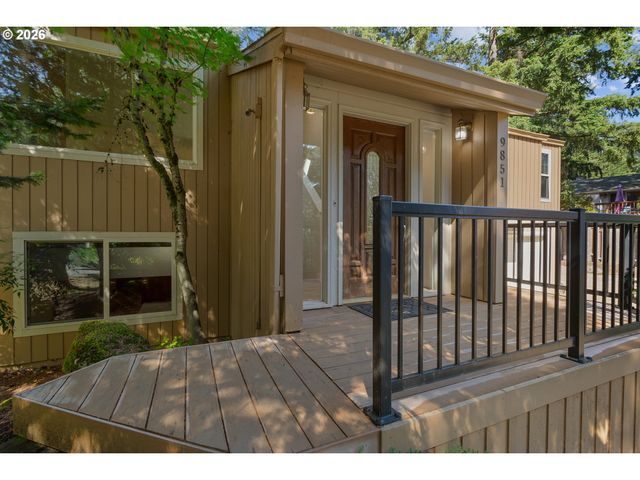 9851 Se KING Way, Happy Valley, OR 97086