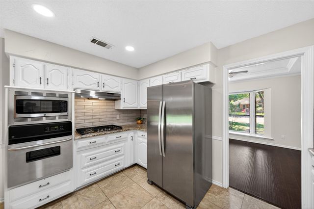 156 Simmons Drive, Coppell, TX 75019