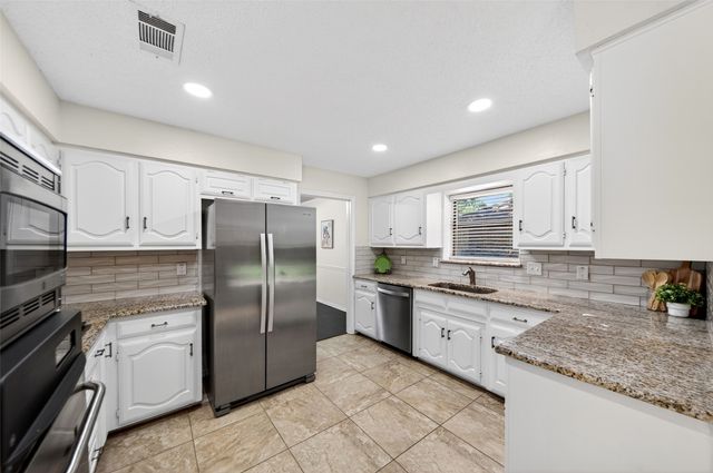 156 Simmons Drive, Coppell, TX 75019