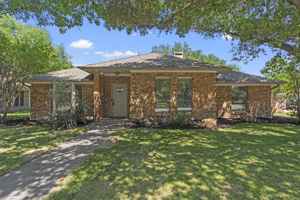 156 Simmons Drive, Coppell, TX 75019