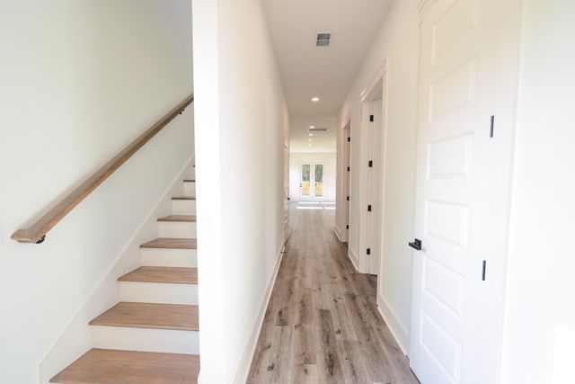 1934 Aichele Drive, North Charleston, SC 29406