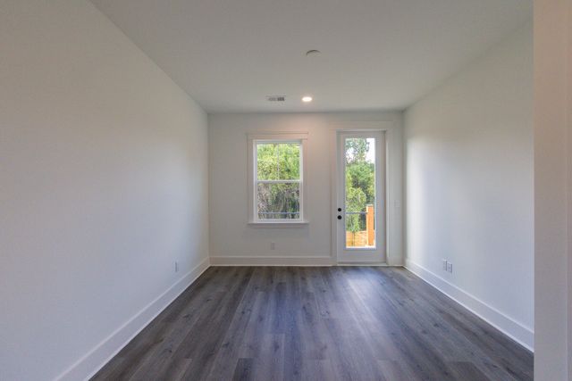 1934 Aichele Drive, North Charleston, SC 29406