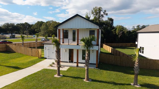 1934 Aichele Drive, North Charleston, SC 29406