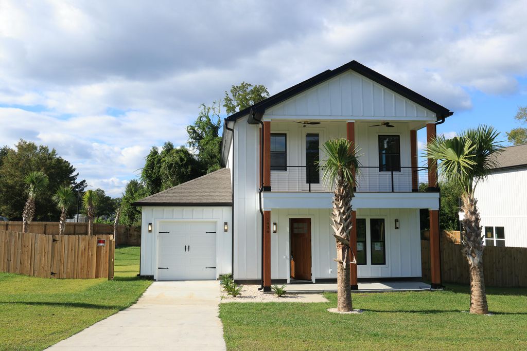 1934 Aichele Drive, North Charleston, SC 29406