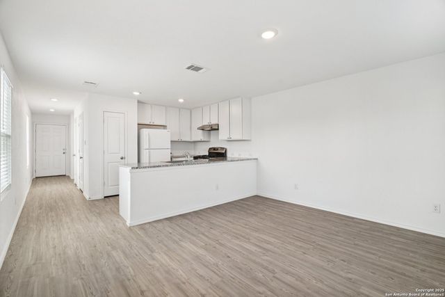 20305 Andalusite Way, San Antonio, TX 78264