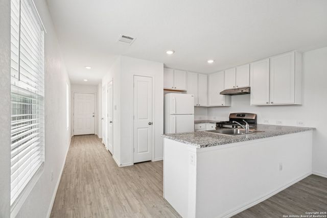 20305 Andalusite Way, San Antonio, TX 78264