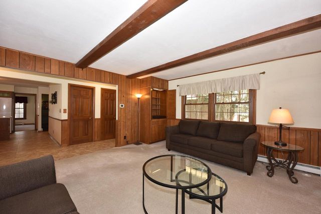 10551 W Keefe AVENUE, Wauwatosa, WI 53222