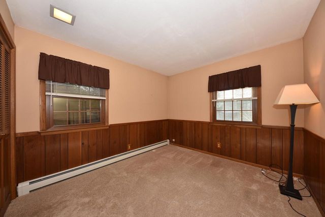 10551 W Keefe AVENUE, Wauwatosa, WI 53222