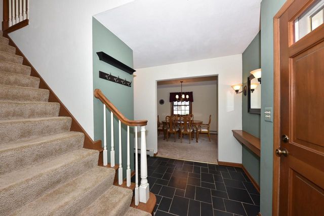 10551 W Keefe AVENUE, Wauwatosa, WI 53222