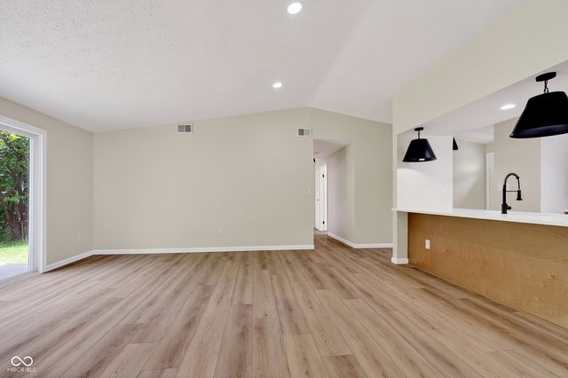 821 Coolee Lane, Indianapolis, IN 46229