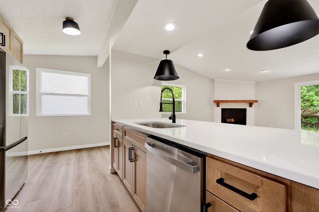 821 Coolee Lane, Indianapolis, IN 46229