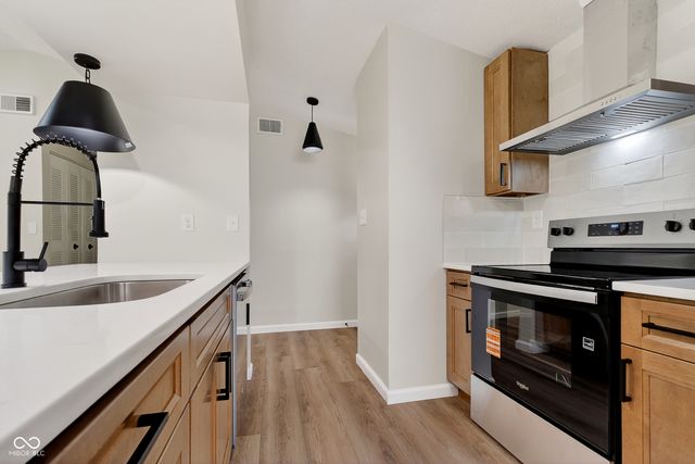 821 Coolee Lane, Indianapolis, IN 46229