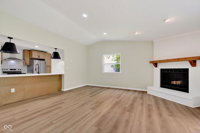 821 Coolee Lane, Indianapolis, IN 46229