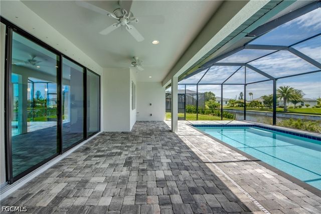203 SW 14th AVE, Cape Coral, FL 33991