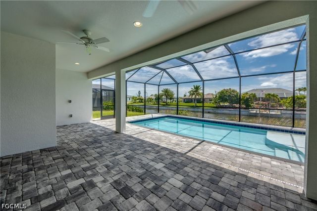 203 SW 14th AVE, Cape Coral, FL 33991
