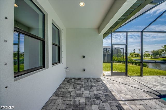 203 SW 14th AVE, Cape Coral, FL 33991
