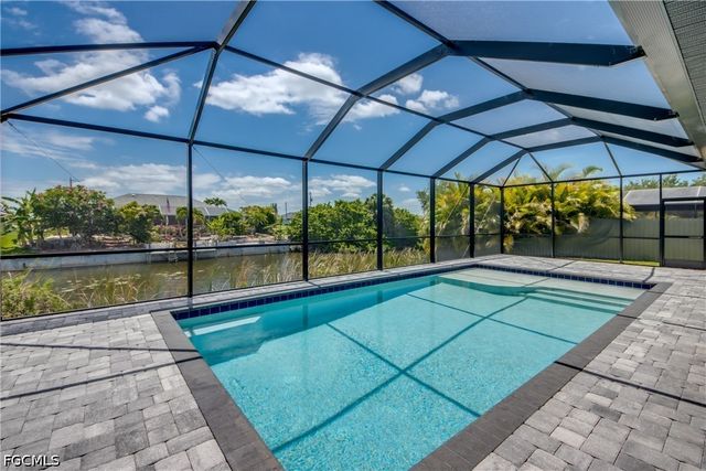 203 SW 14th AVE, Cape Coral, FL 33991
