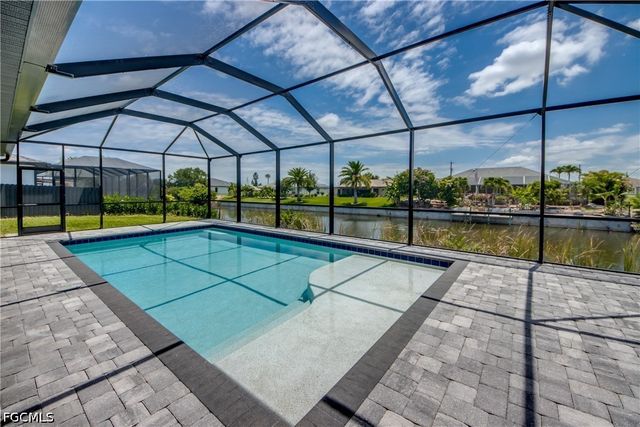 203 SW 14th AVE, Cape Coral, FL 33991