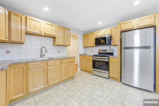 56 Woodward Avenue 2, Rutherford, NJ 07070