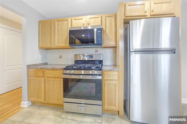 56 Woodward Avenue 2, Rutherford, NJ 07070