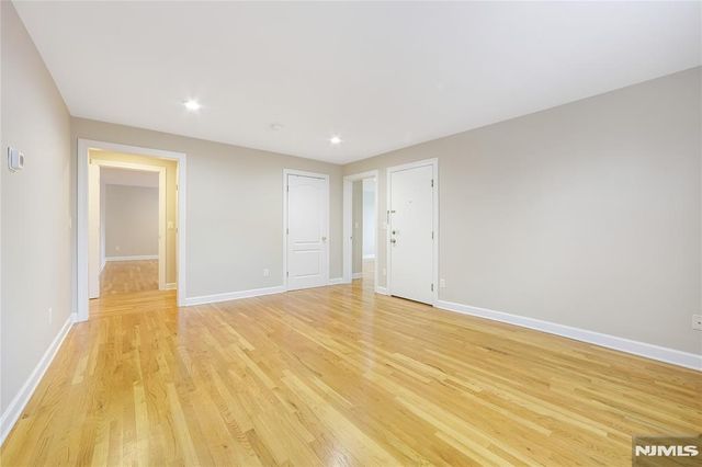 56 Woodward Avenue 2, Rutherford, NJ 07070