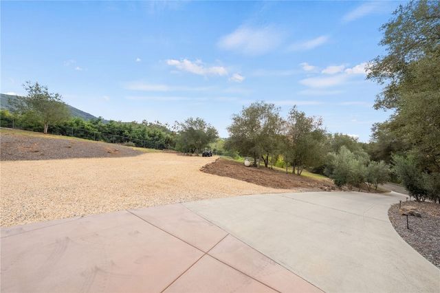 45600 La Cruz Dr., Temecula, CA 92590