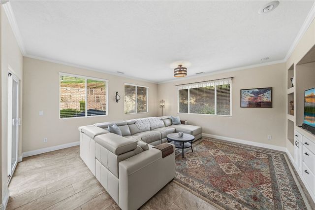 45600 La Cruz Dr., Temecula, CA 92590