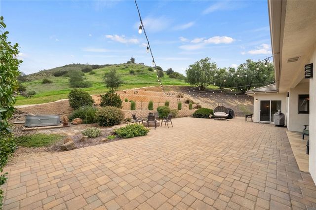 45600 La Cruz Dr., Temecula, CA 92590