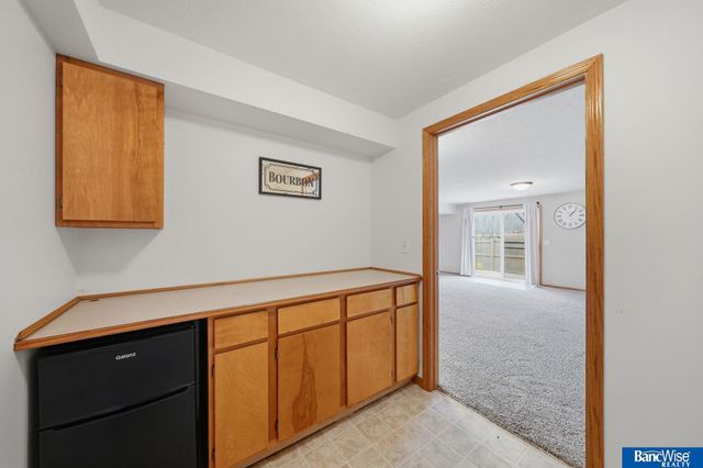 1557 SW 11Th Place, Lincoln, NE 68522