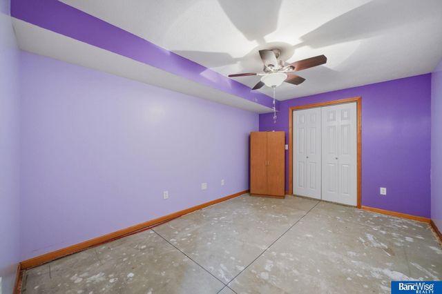 1557 SW 11Th Place, Lincoln, NE 68522