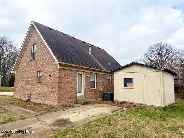 600 Ewing Ln, Jeffersonville, IN 47130