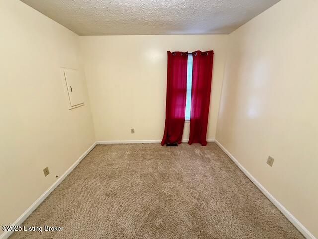 600 Ewing Ln, Jeffersonville, IN 47130