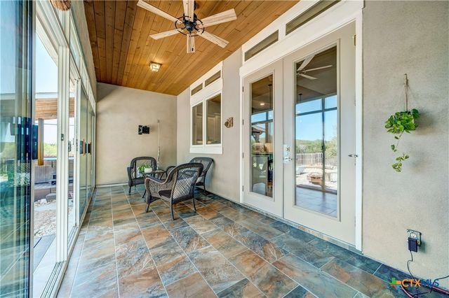 1123 Long Hollow, Canyon Lake, TX 78133