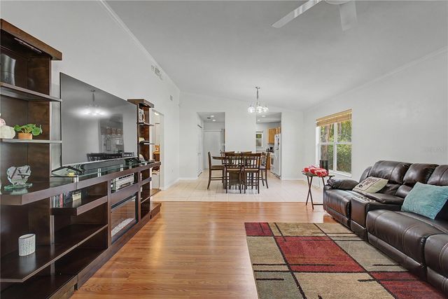 6727 NW 26 TERRACE, Gainesville, FL 32653
