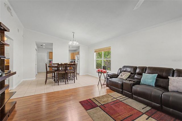 6727 NW 26 TERRACE, Gainesville, FL 32653