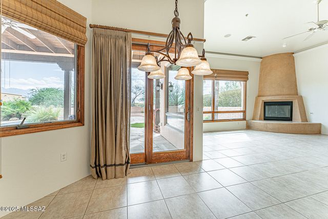 767 E Canyon Rock Road, Green Valley, AZ 85614