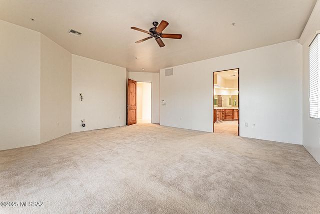 767 E Canyon Rock Road, Green Valley, AZ 85614