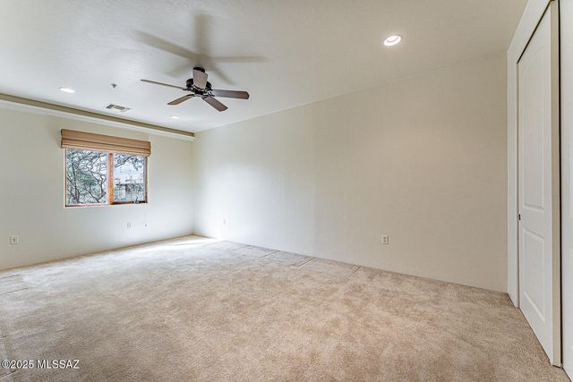 767 E Canyon Rock Road, Green Valley, AZ 85614