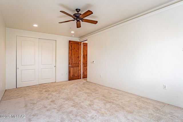 767 E Canyon Rock Road, Green Valley, AZ 85614