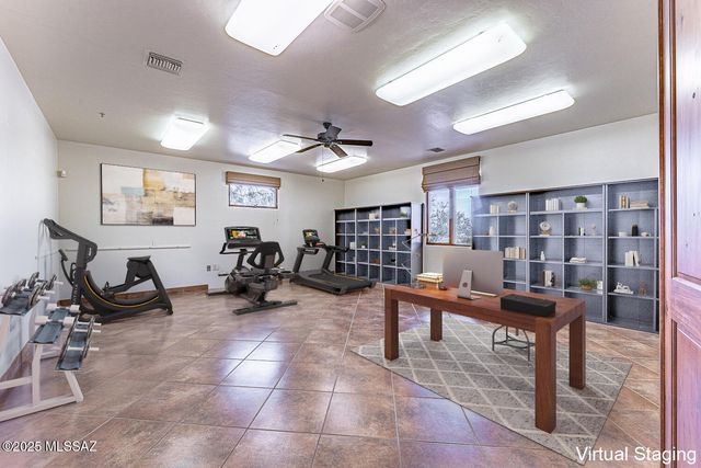 767 E Canyon Rock Road, Green Valley, AZ 85614