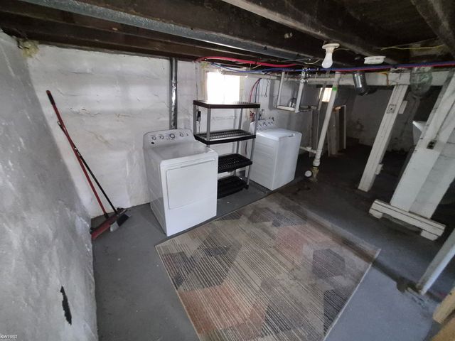 601 Lathrop Street, Lansing, MI 48912
