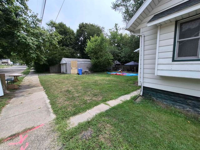 601 Lathrop Street, Lansing, MI 48912