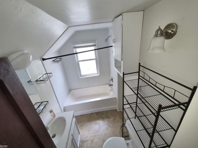601 Lathrop Street, Lansing, MI 48912