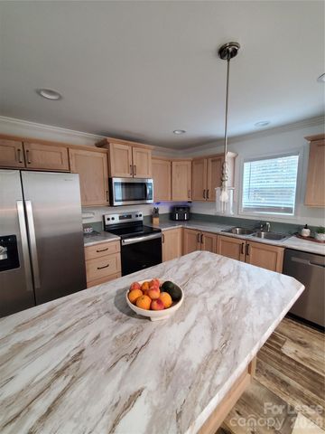 118 Valley Springs Drive, Olin, NC 28660