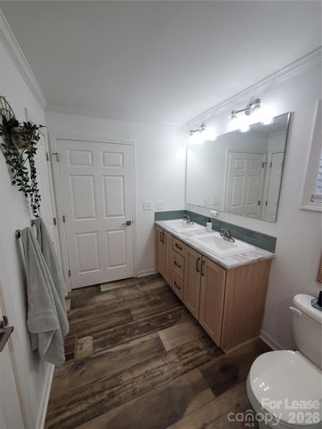 118 Valley Springs Drive, Olin, NC 28660