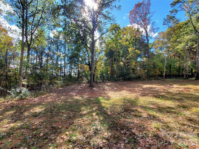 118 Valley Springs Drive, Olin, NC 28660