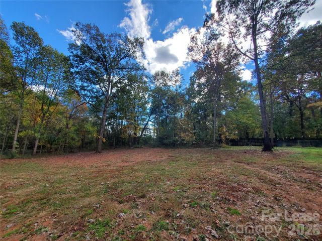 118 Valley Springs Drive, Olin, NC 28660