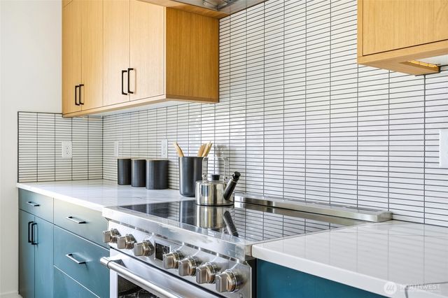 3757 SW Austin Street, Seattle, WA 98126